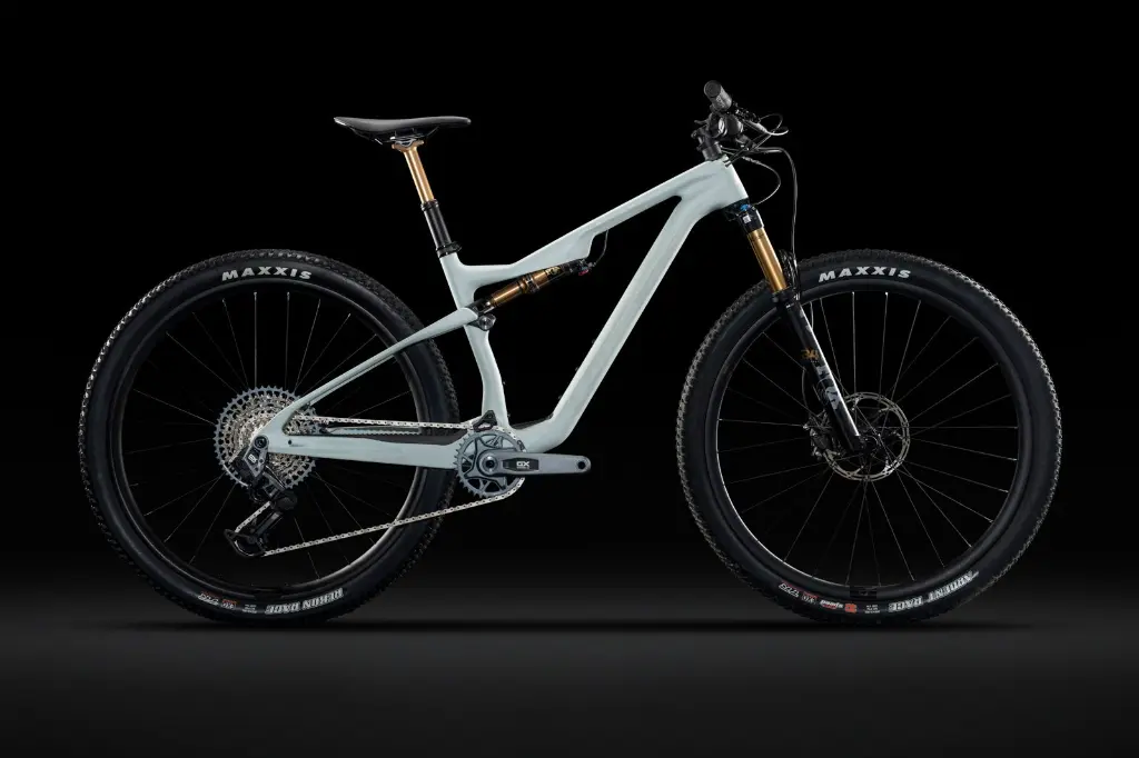 XRM 9.9 - Vapor Green - Lapierre MY25 - LRITA430 - Studio (1).webp