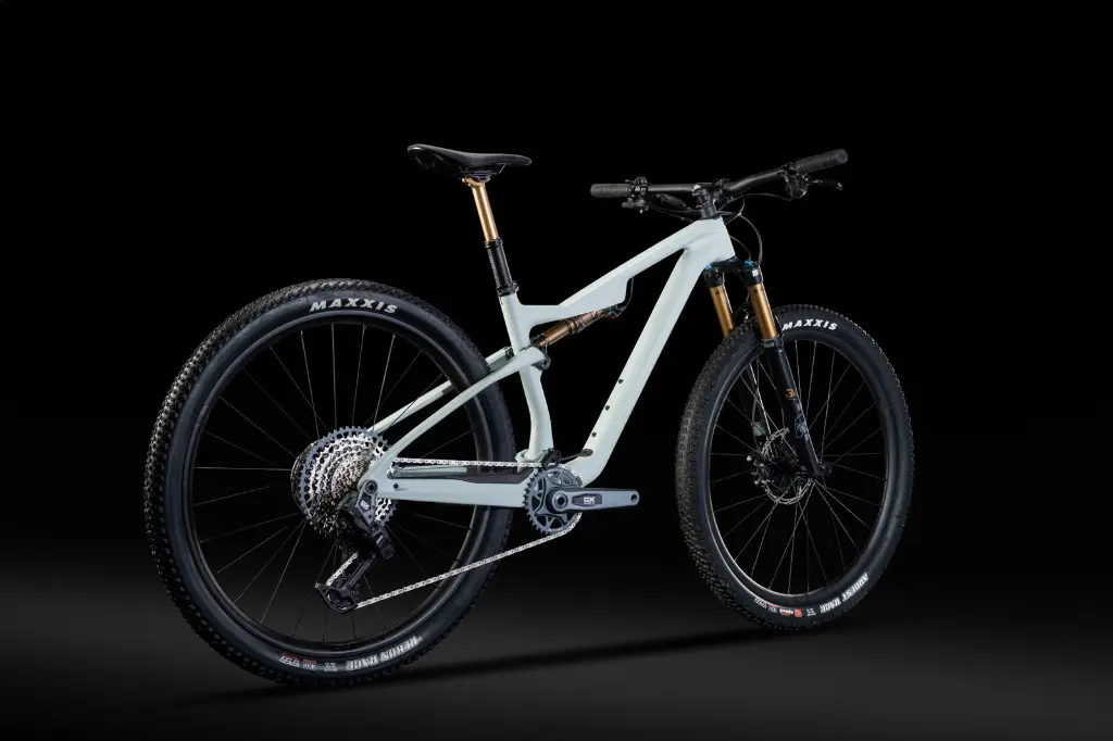 XRM 9.9 - Vapor Green - Lapierre MY25 - LRITA430 - Studio (2).webp